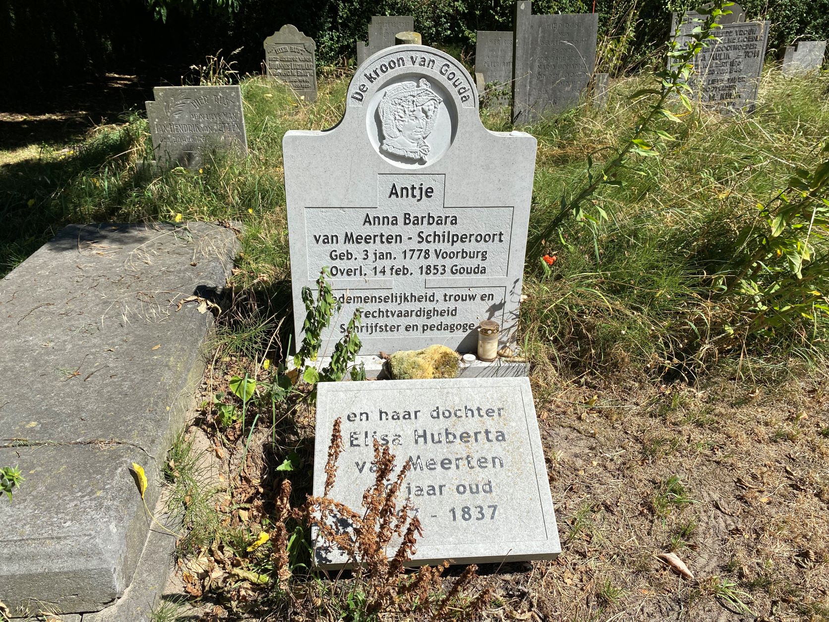 (vernieuwd) graf Antje van Meerten - Schilperoort